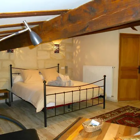 Sous Les Marronniers Petit-Palais-et-Cornemps