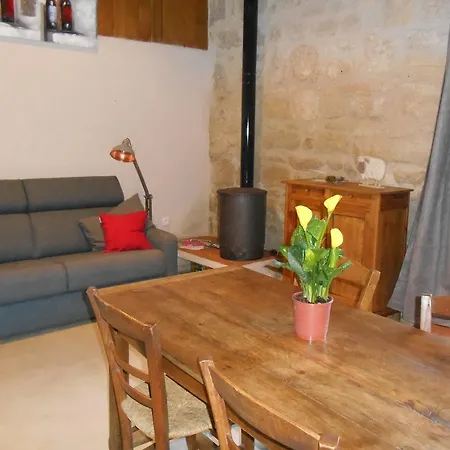 Sous Les Marronniers