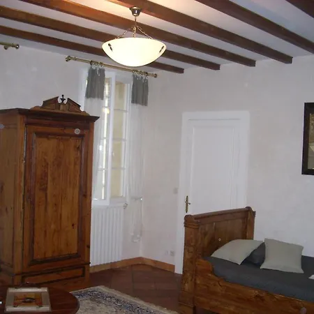 Bed & Breakfast Sous Les Marronniers Petit-Palais-et-Cornemps