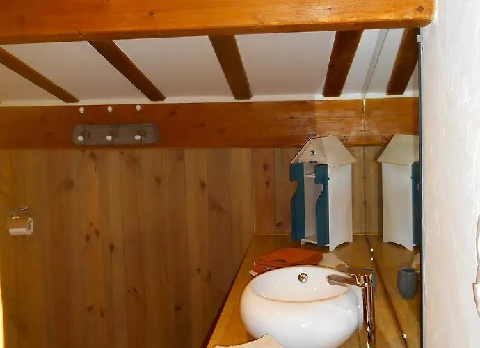 Sous Les Marronniers Petit-Palais-et-Cornemps