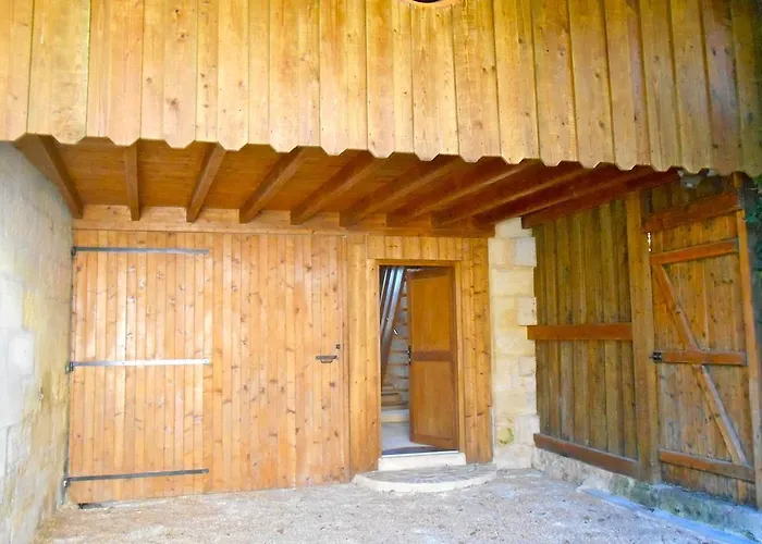 Sous Les Marronniers