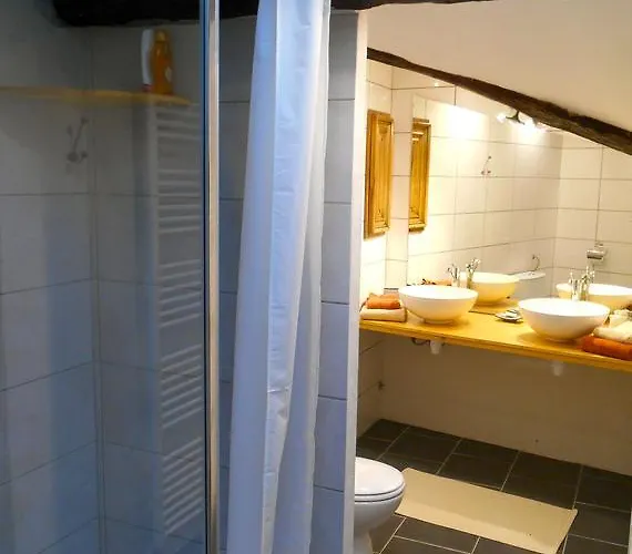 Sous Les Marronniers Petit-Palais-et-Cornemps