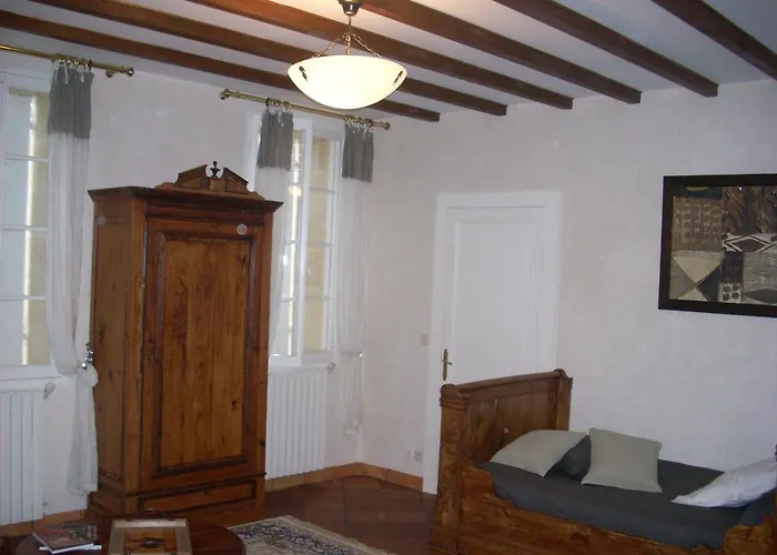 Bed & Breakfast Sous Les Marronniers Petit-Palais-et-Cornemps